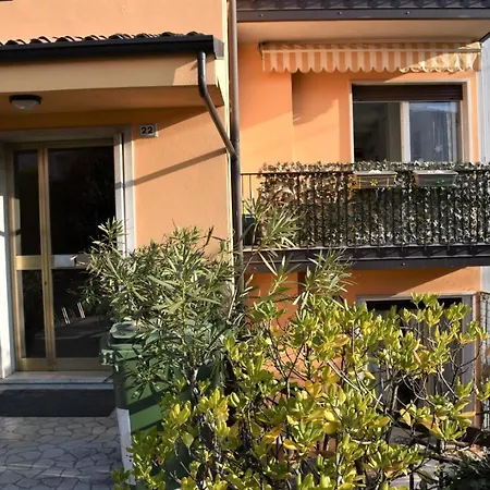 Lägenhet La Residenza Garda (Verona)