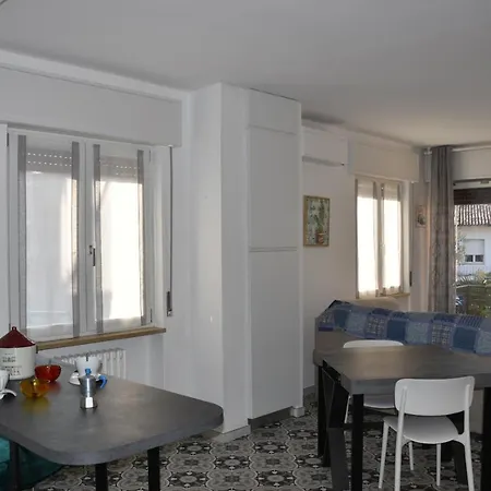 Apartment La Residenza Garda (Verona)